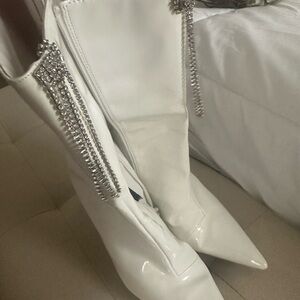 White and Silver Heeled Boots with Pointed Toe